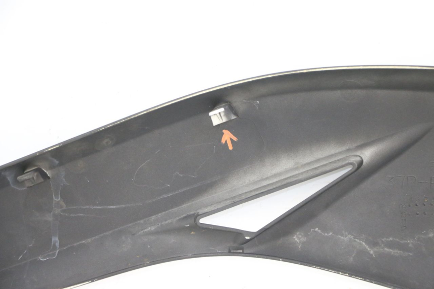 photo de CACHE SOUS SELLE DROIT YAMAHA X-MAX XMAX ABS 250 (2010 - 2012) - Points de fixation