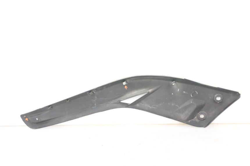 photo de CACHE SOUS SELLE DROIT YAMAHA X-MAX XMAX ABS 250 (2010 - 2012) - Pièce contrôlée
