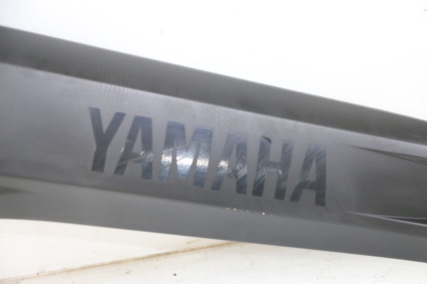 photo de CACHE SOUS SELLE DROIT YAMAHA X-MAX XMAX 125 (2010 - 2014)