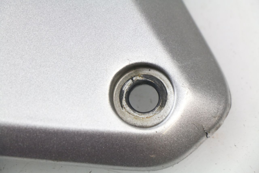 photo de CACHE SOUS SELLE DROIT HONDA XLV TRANSALP 650 (2005 - 2007) - Détail de la pièce