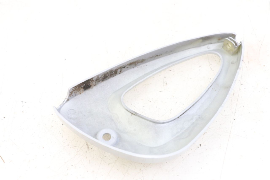 photo de Cache sous selle droit HYOSUNG XRX 125 (2000 - 2008)