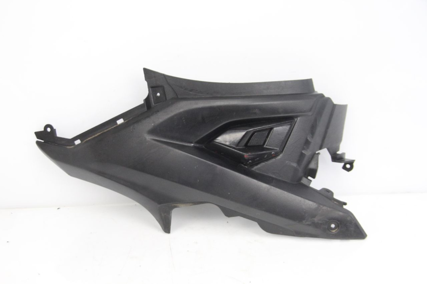 photo de CACHE SOUS SELLE DROIT YAMAHA AEROX NAKED 2T 50 (2013 - 2017)