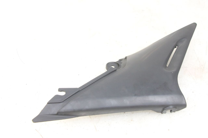 photo de CACHE SOUS SELLE DROIT YAMAHA XJN DIVERSION 600 (2000 - 2003)