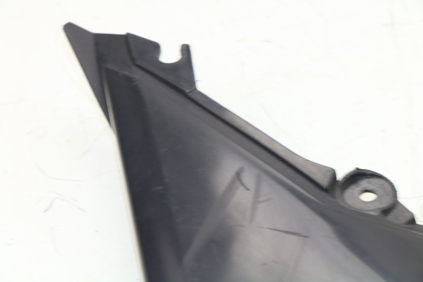 photo de CACHE SOUS SELLE DROIT YAMAHA XJN DIVERSION 600 (2000 - 2003)