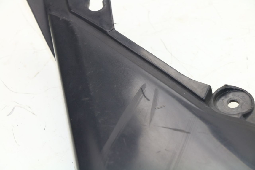 photo de CACHE SOUS SELLE DROIT YAMAHA XJN DIVERSION 600 (2000 - 2003)