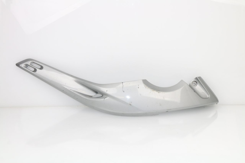 photo de CACHE SOUS SELLE DROIT YAMAHA XP T-MAX TMAX 500 (2004 - 2007)