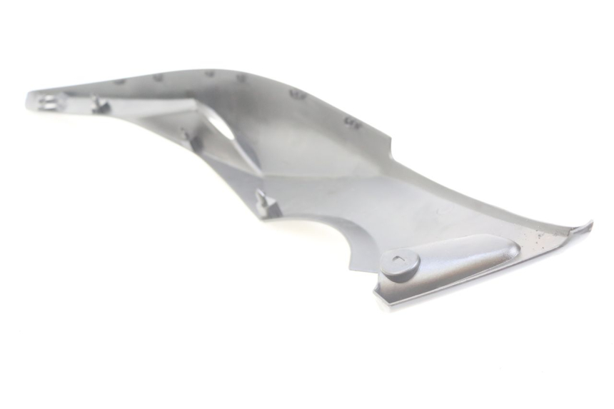 photo de CACHE SOUS SELLE DROIT YAMAHA XP T-MAX TMAX ABS 500 (2004 - 2007)