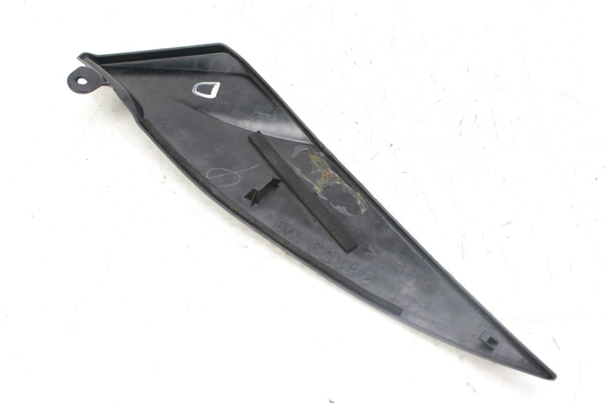 photo de CACHE SOUS SELLE DROIT YAMAHA YZF R1 1000 (2007 - 2008)