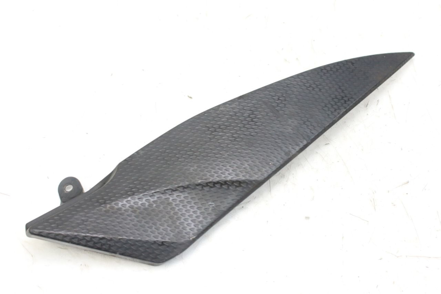 photo de CACHE SOUS SELLE DROIT YAMAHA YZF R1 1000 (2007 - 2008)
