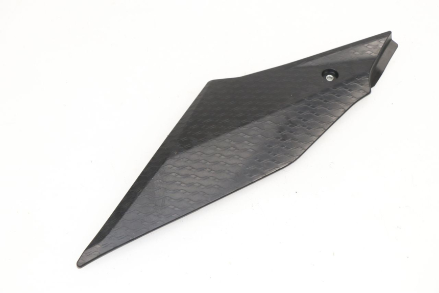 photo de CACHE SOUS SELLE DROIT YAMAHA YZF R1M R1 M 1000 (2015 - 2020)