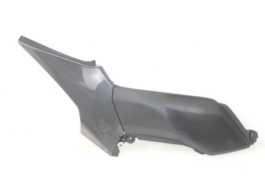 photo de CACHE SOUS SELLE DROIT KAWASAKI Z Z900 900 (2017 - 2019)