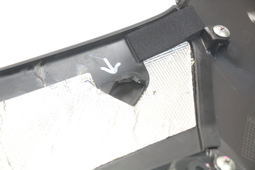 photo de CACHE SOUS SELLE DROIT KAWASAKI Z Z900 900 (2017 - 2019)