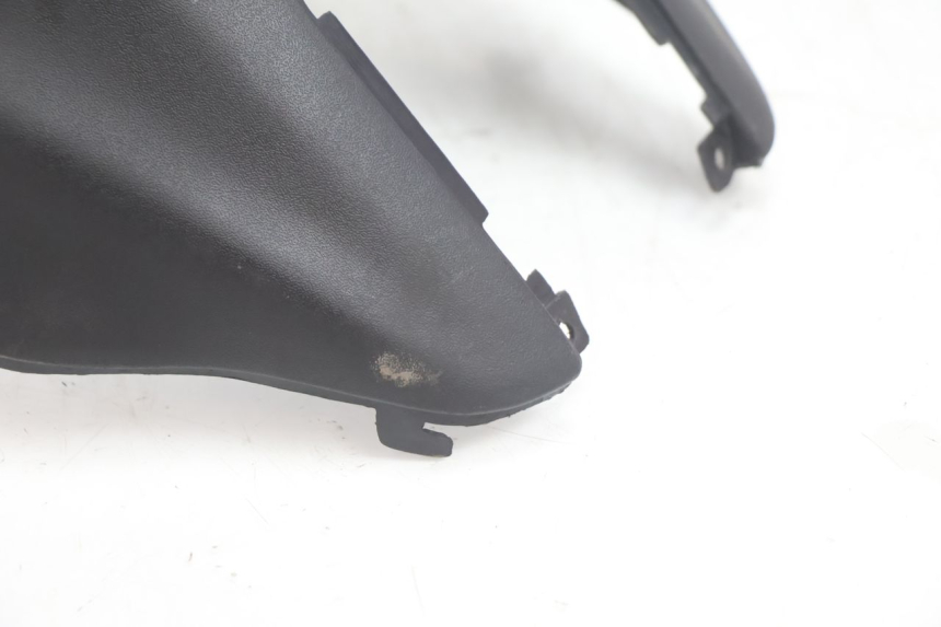 photo de CACHE SOUS SELLE KEEWAY F-ACT NAKED 50 (2009 - 2014) - Gros plan technique