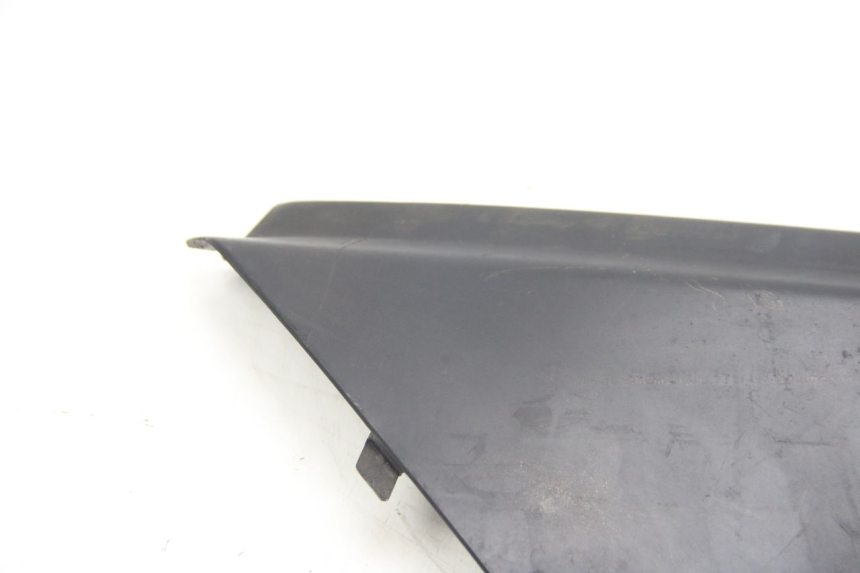 photo de CACHE SOUS SELLE GAUCHE APRILIA ATLANTIC 500 (2002 - 2003)