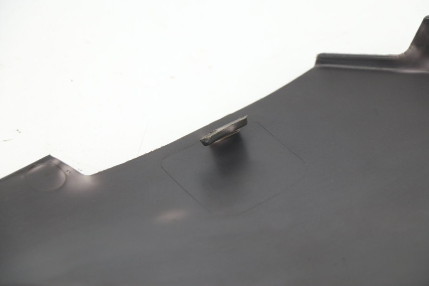 photo de CACHE SOUS SELLE GAUCHE APRILIA SPORT CITY SPORTCITY 125 (2005 - 2008)