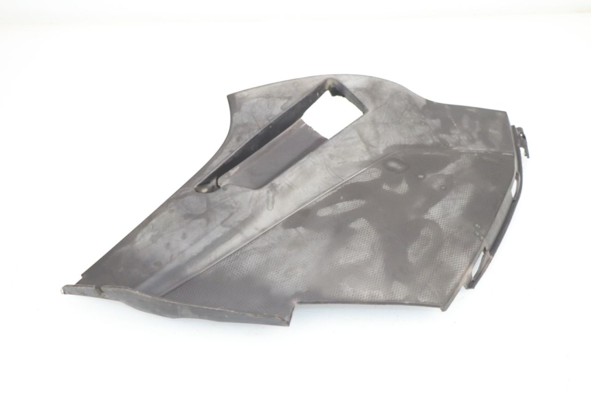 photo de CACHE SOUS SELLE GAUCHE APRILIA SPORT CITY SPORTCITY 125 (2005 - 2008)