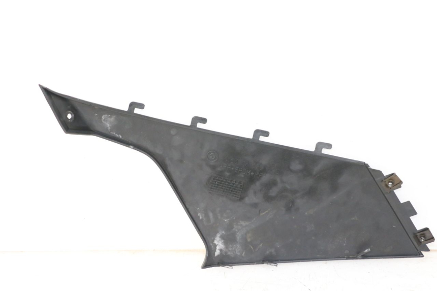 photo de CACHE SOUS SELLE GAUCHE BMW C1 125 (2000 - 2003)