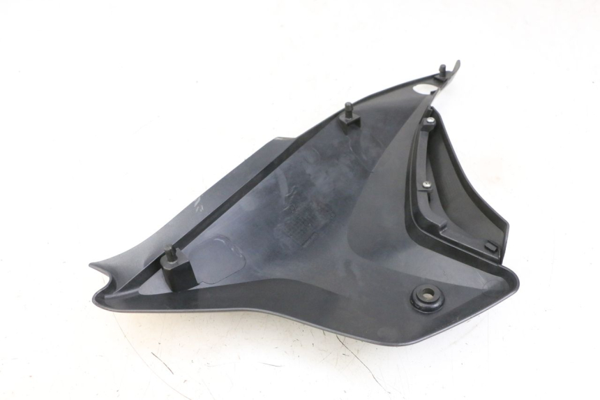 photo de CACHE SOUS SELLE GAUCHE KSR CODE 125 (2018 - 2020) - Autre angle de vue