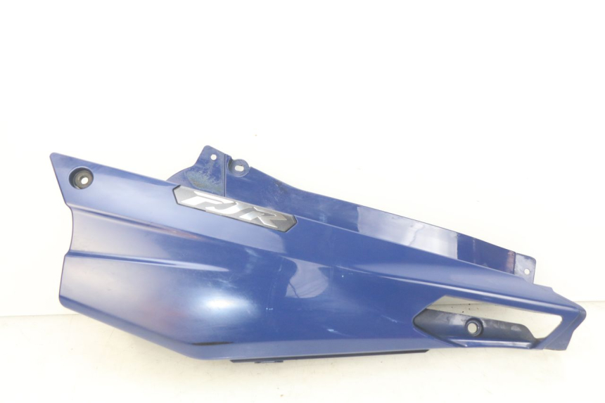 photo de CACHE SOUS SELLE GAUCHE YAMAHA FJR ABS 1300 (2016 - 2020)