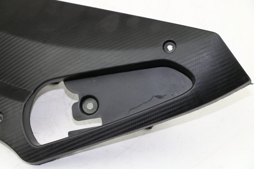 photo de CACHE SOUS SELLE GAUCHE GILERA RUNNER SP 50 (2009 - 2017)