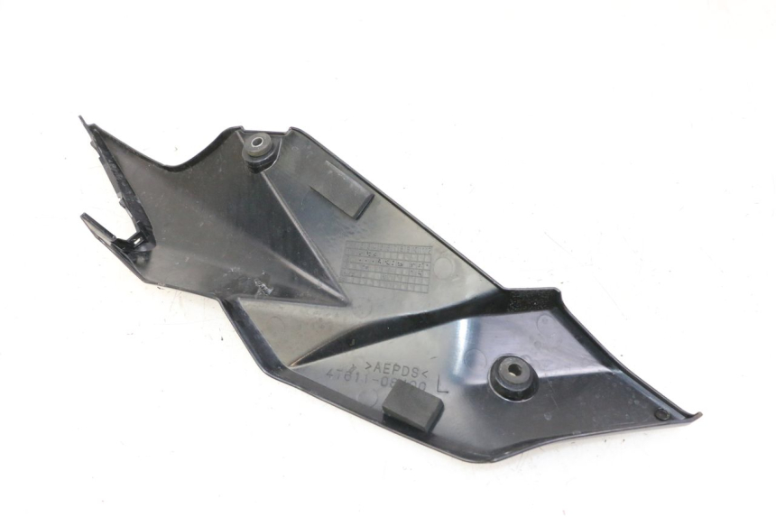 photo de CACHE SOUS SELLE GAUCHE SUZUKI GSR 750 (2011 - 2017)