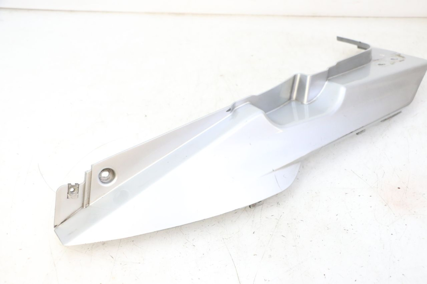 photo de CACHE SOUS SELLE GAUCHE DAELIM HISTORY 125 (2001 - 2002)