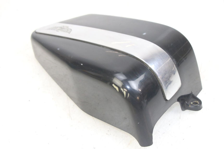photo de CACHE SOUS SELLE GAUCHE HONDA CA REBEL 125 (1995 - 2001)