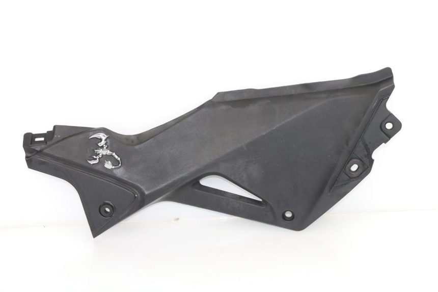 photo de CACHE SOUS SELLE GAUCHE HONDA CBR R 125 (2011 - 2016)