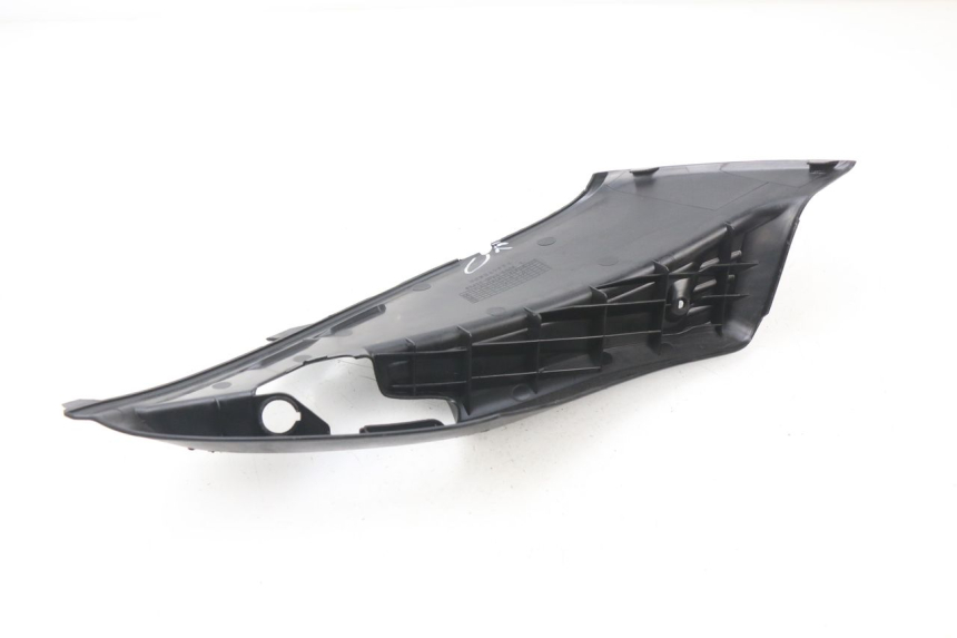 photo de CACHE SOUS SELLE GAUCHE HONDA NHX LEAD 110 (2008 - 2010)