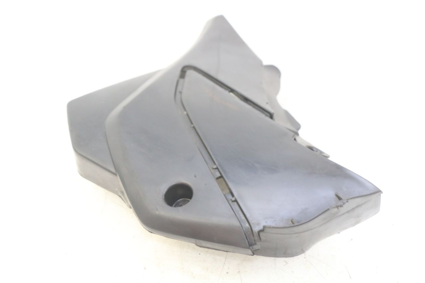 photo de CACHE SOUS SELLE GAUCHE HONDA XR L 125 (2003 - 2007)
