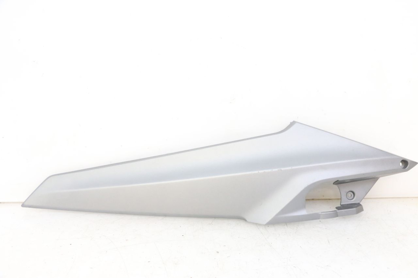 photo de CACHE SOUS SELLE GAUCHE SYM JOYMAX 125 (2010 - 2017)