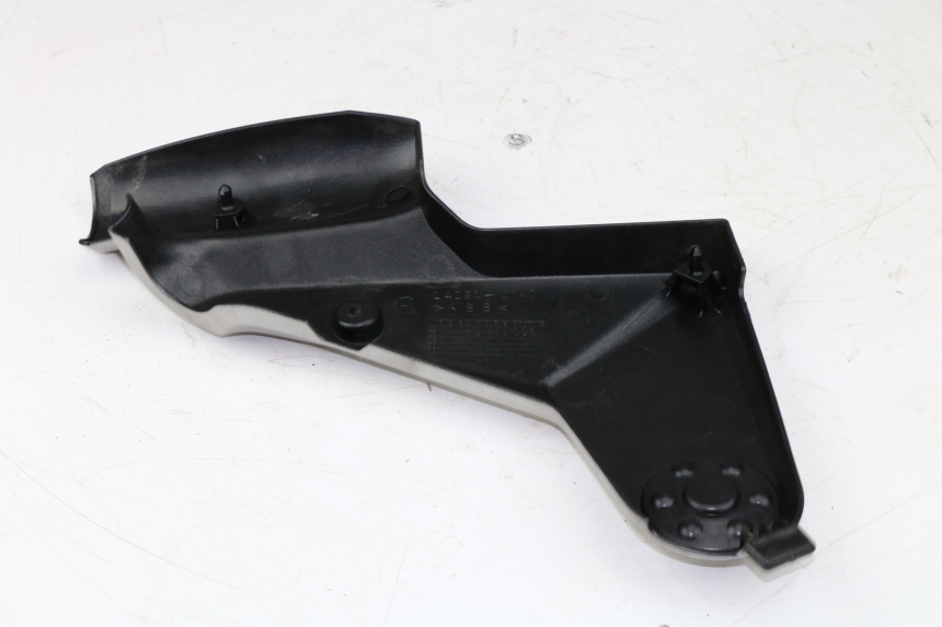 photo de CACHE SOUS SELLE GAUCHE KAWASAKI VERSYS ABS 650 (2006 - 2010)