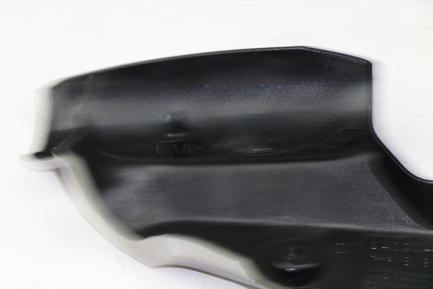 photo de CACHE SOUS SELLE GAUCHE KAWASAKI VERSYS ABS 650 (2006 - 2010)