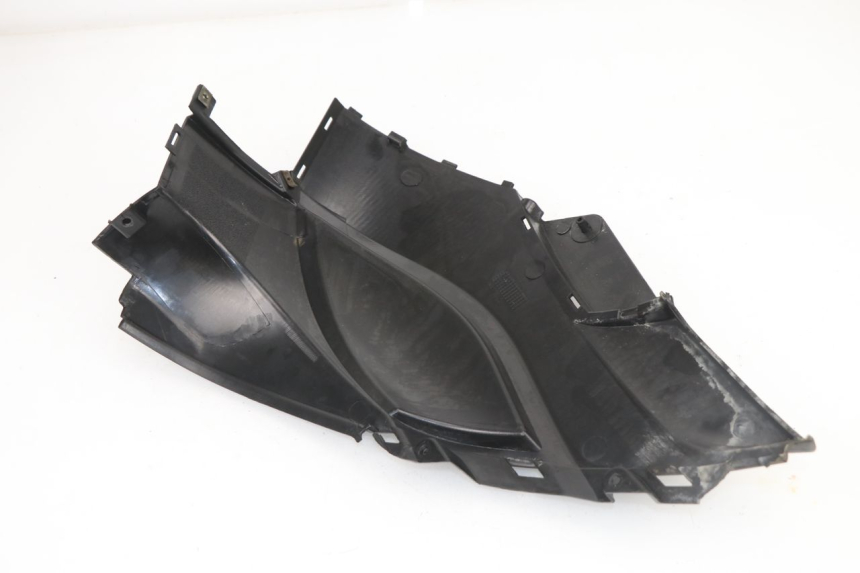 photo de CACHE SOUS SELLE GAUCHE KEEWAY OUTLOOK 125 (2007 - 2013)