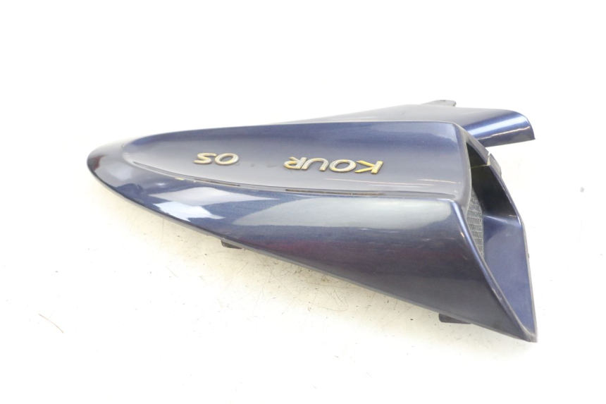 photo de CACHE SOUS SELLE GAUCHE RENAULT KOURANOS 125 (2001 - 2004)