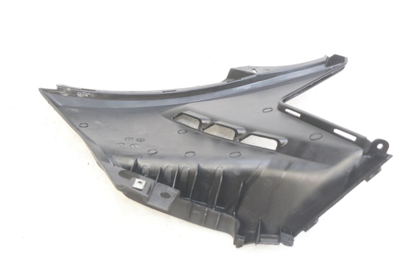 photo de CACHE SOUS SELLE GAUCHE KYMCO AGILITY 16+ 4T 50 (2018 - 2023)