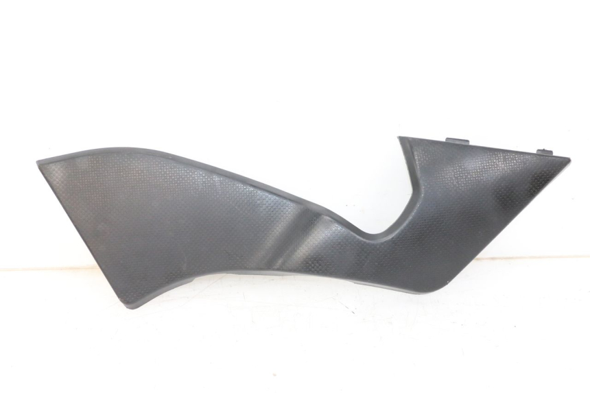 photo de CACHE SOUS SELLE GAUCHE KYMCO K-PW K-PIPE 50 (2012 - 2017)