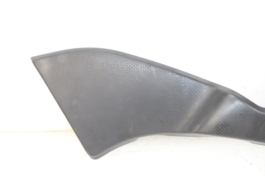 photo de CACHE SOUS SELLE GAUCHE KYMCO K-PW K-PIPE 50 (2012 - 2017)