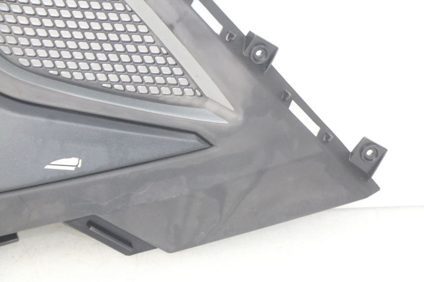 photo de CACHE SOUS SELLE GAUCHE KYMCO SUPER 8 4T 50 (2018 - 2020)