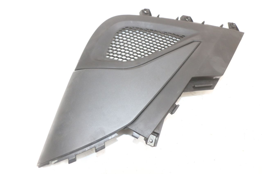 photo de CACHE SOUS SELLE GAUCHE KYMCO SUPER 8 4T 50 (2021 - 2024)