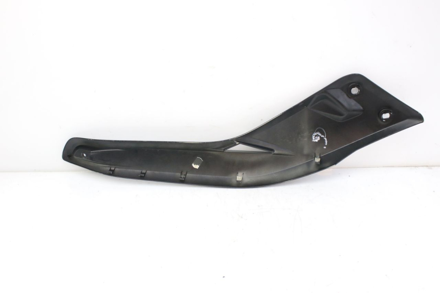 photo de CACHE SOUS SELLE GAUCHE MBK SKYCRUISER 125 (2010 - 2013)