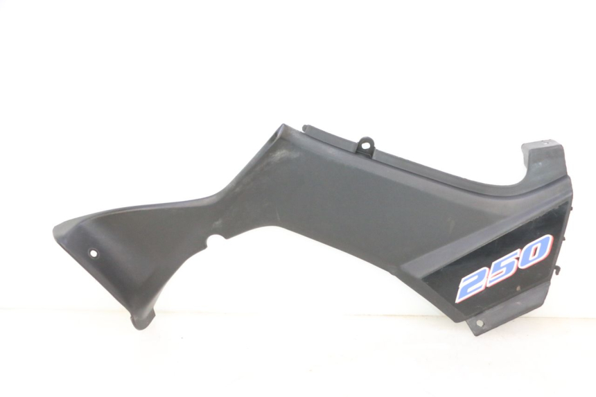 photo de CACHE SOUS SELLE GAUCHE KYMCO MXU R 250 (2004 - 2010) - Vue principale