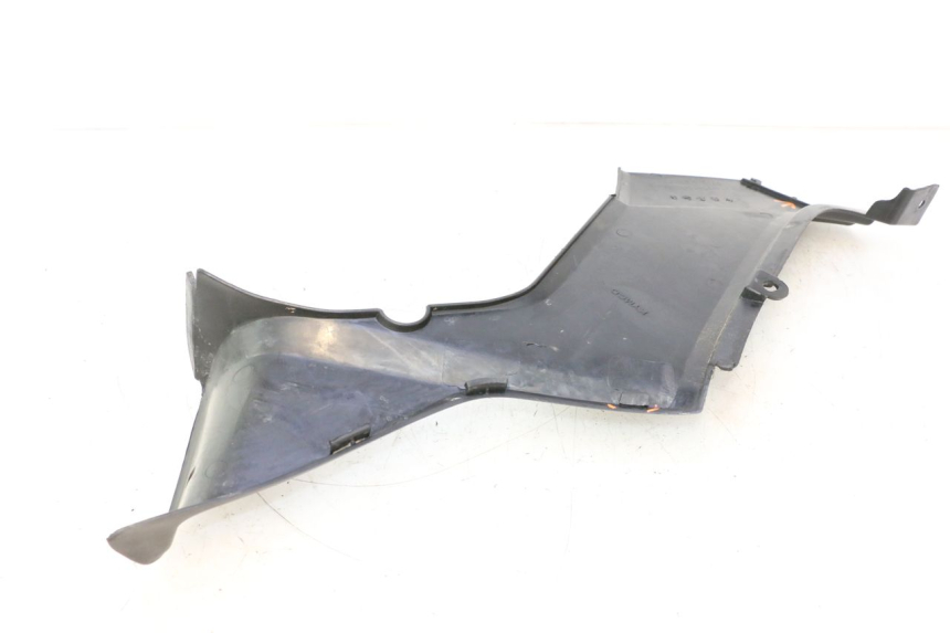 photo de CACHE SOUS SELLE GAUCHE KYMCO MXU R 250 (2004 - 2010) - Autre angle de vue