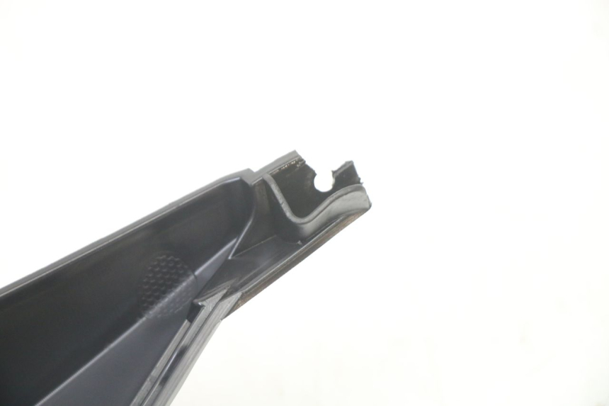 photo de CACHE SOUS SELLE GAUCHE SYM ORBIT III 3 4T 50 (2021 - 2025)