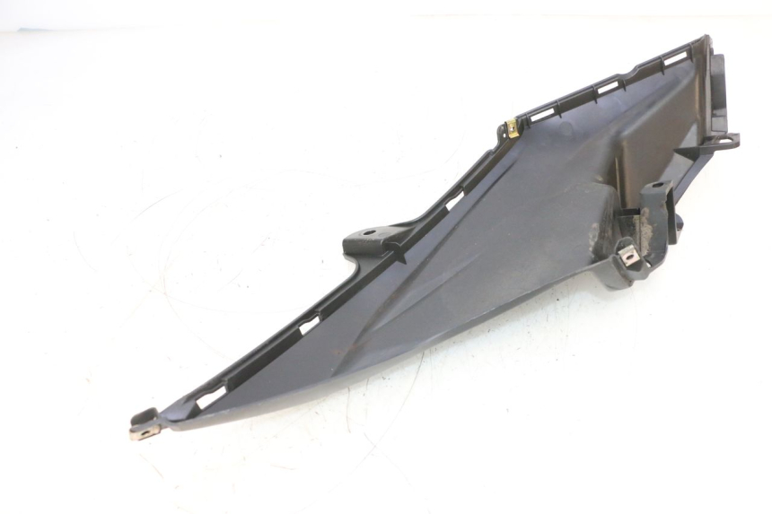 photo de CACHE SOUS SELLE GAUCHE SYM ORBIT III 3 4T 50 (2018 - 2021) - Points de fixation