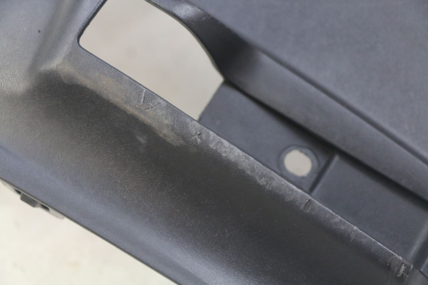 photo de CACHE SOUS SELLE GAUCHE PEUGEOT CITYSTAR 125 (2011 - 2017)