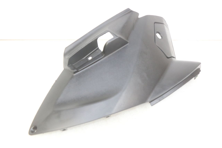 photo de CACHE SOUS SELLE GAUCHE PEUGEOT CITYSTAR AIR 125 (2014 - 2017)