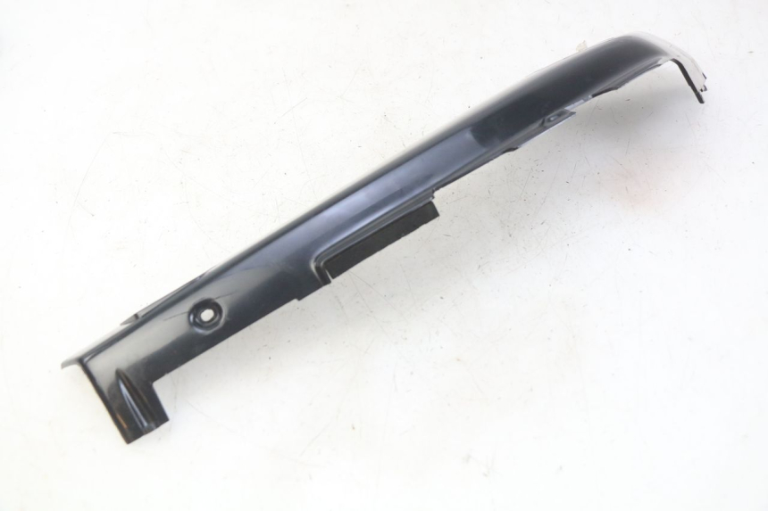 photo de CACHE SOUS SELLE GAUCHE PEUGEOT FOX 50 (1995 - 2003)