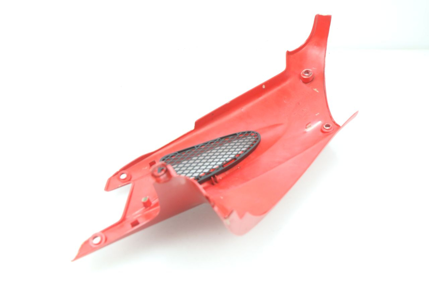 photo de CACHE SOUS SELLE GAUCHE PEUGEOT SPEEDFIGHT 2 LC 50 (2000 - 2009)