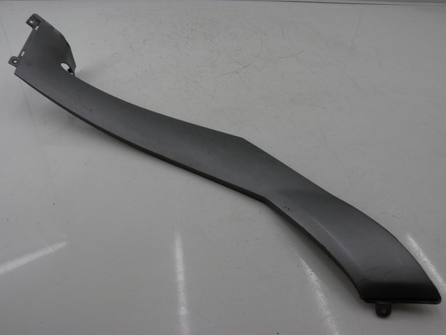 photo de CACHE SOUS SELLE GAUCHE PIAGGIO MP3 125 (2006 - 2014)